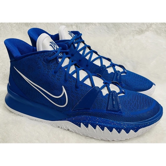 nike zoom kyrie 7